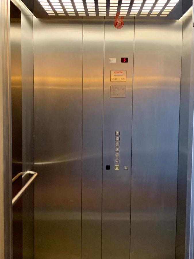 Apg Carrer Nou Atic Apartment Херона Екстериор снимка